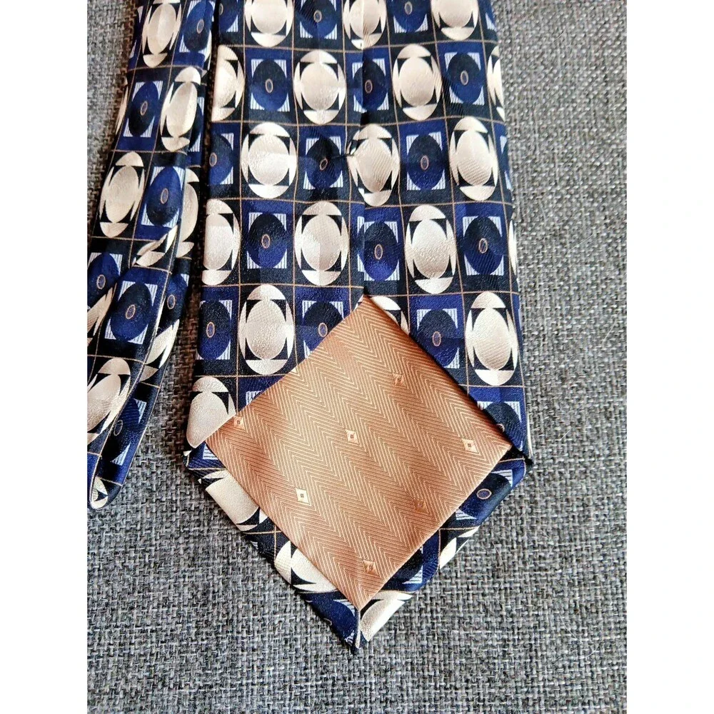 Di Moggio product retro